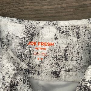 Joe Fresh Active Legging